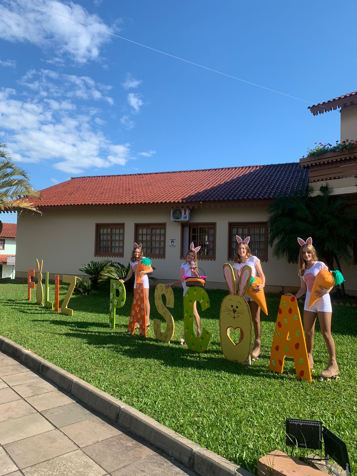 WhatsApp Image 2022-04-18 at 16.23.07.jpeg